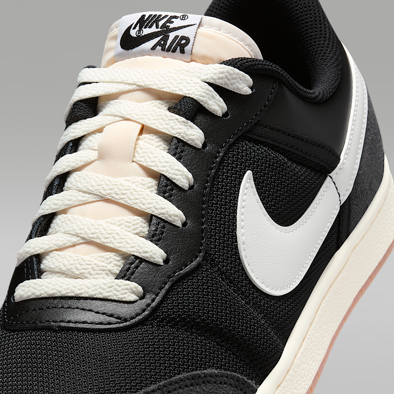 Nike Air Jordan sneaker Zwart/Anthracite/Gum Medium Brown/Summit White