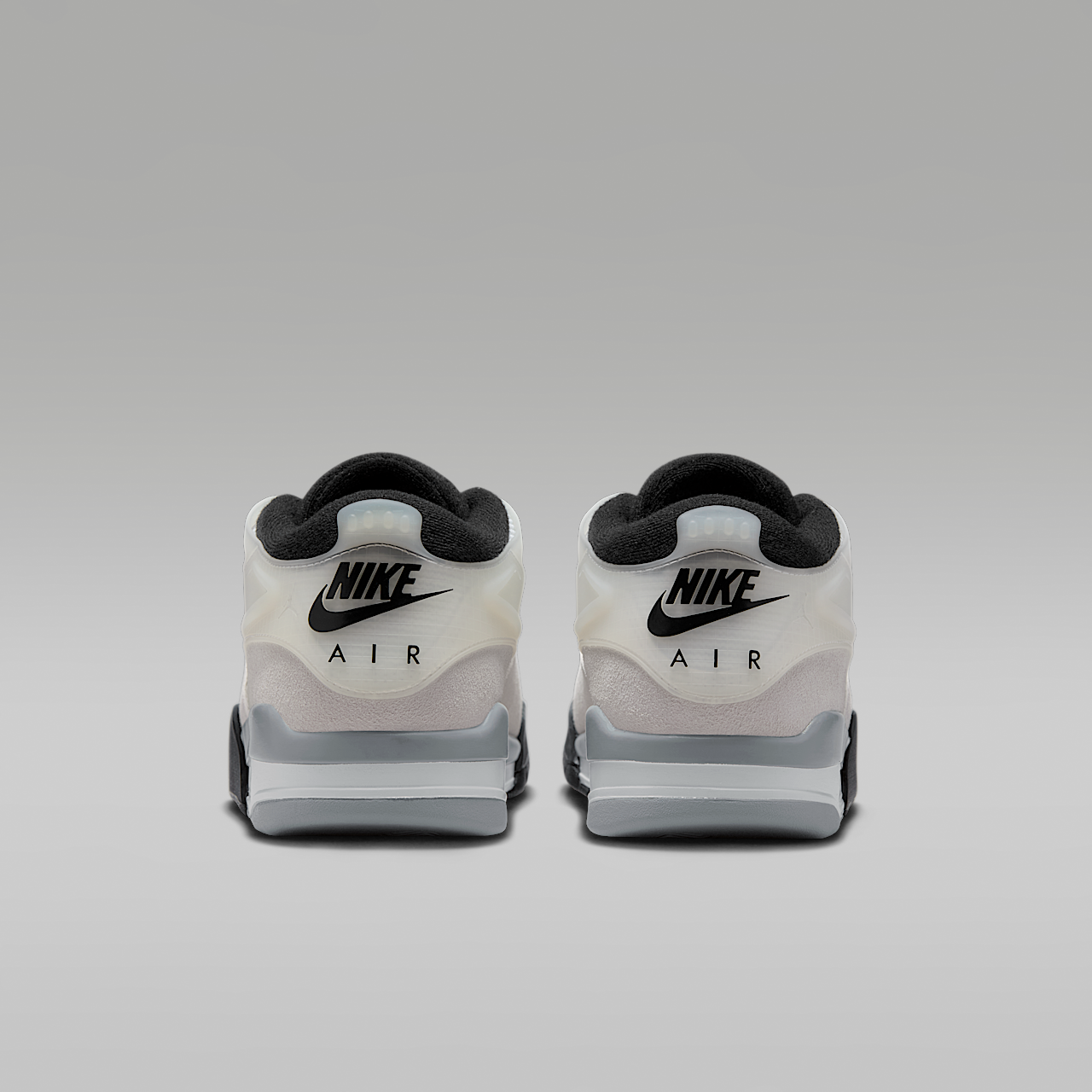Nike Air Jordan 4 RM sneaker Wit/Infrared 23/Light Smoke Grey/Zwart