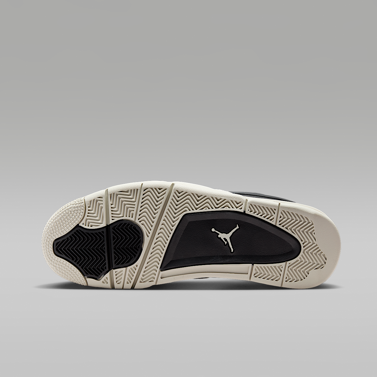 Nike Air Jordan 4 RM sneaker Zwart/Dark Grey/Light Bone