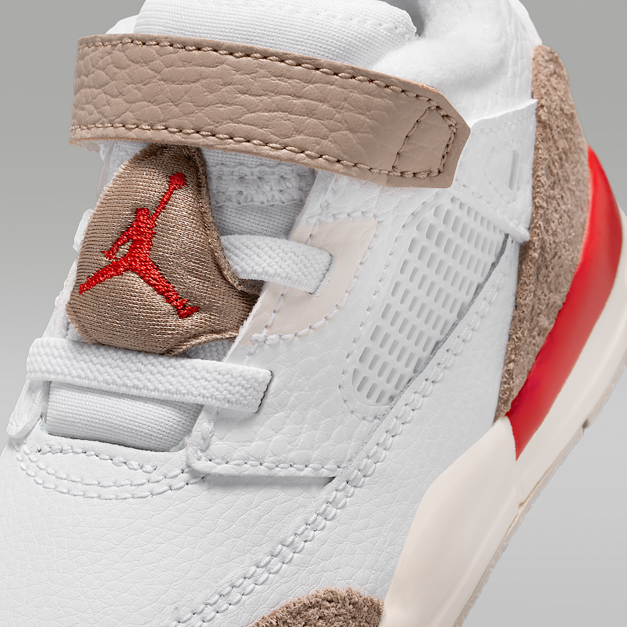 Nike Jordan Spizike Low sneaker Wit/Desert Camo/Sail/Fire Red