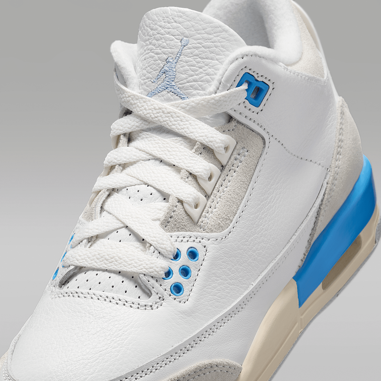 Nike Air Jordan sneaker Summit White/Legend Blue/Photon Dust/Hydrogen Blue