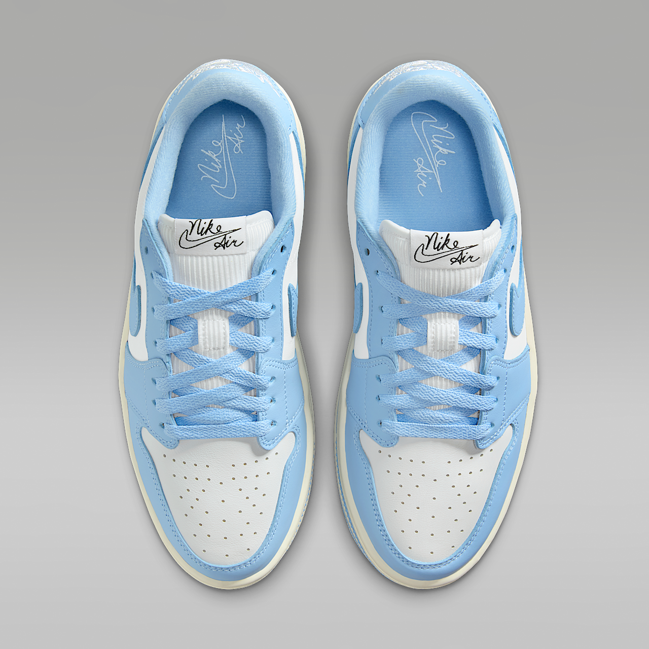 Nike Air Jordan 1 sneaker Psychic Blue/Wit/Sail/Psychic Blue