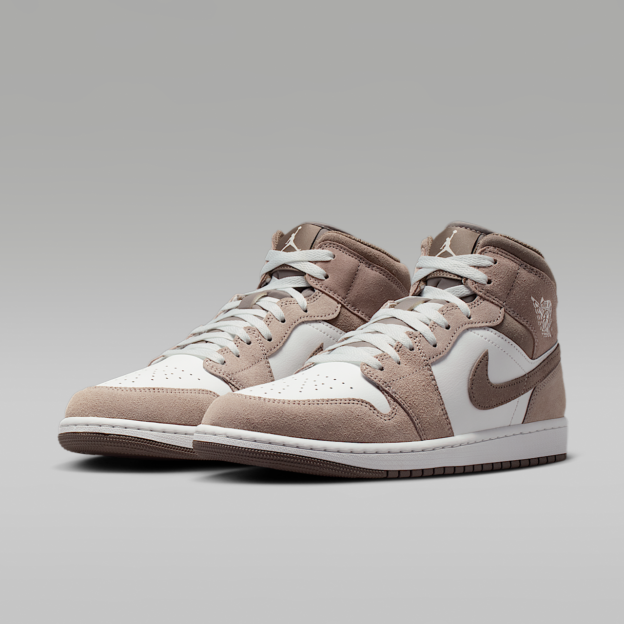 Nike Air Jordan 1 Mid sneaker Enigma Stone/Summit White/Olive Grey