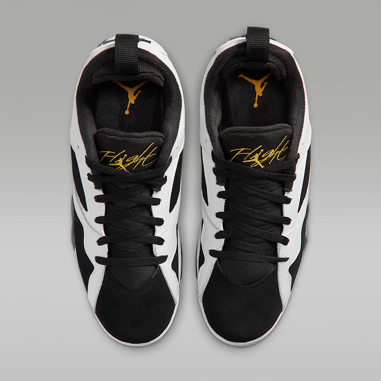 Nike Air Jordan sneaker Wit/Zwart/Dark Blue Grey/Tour Yellow