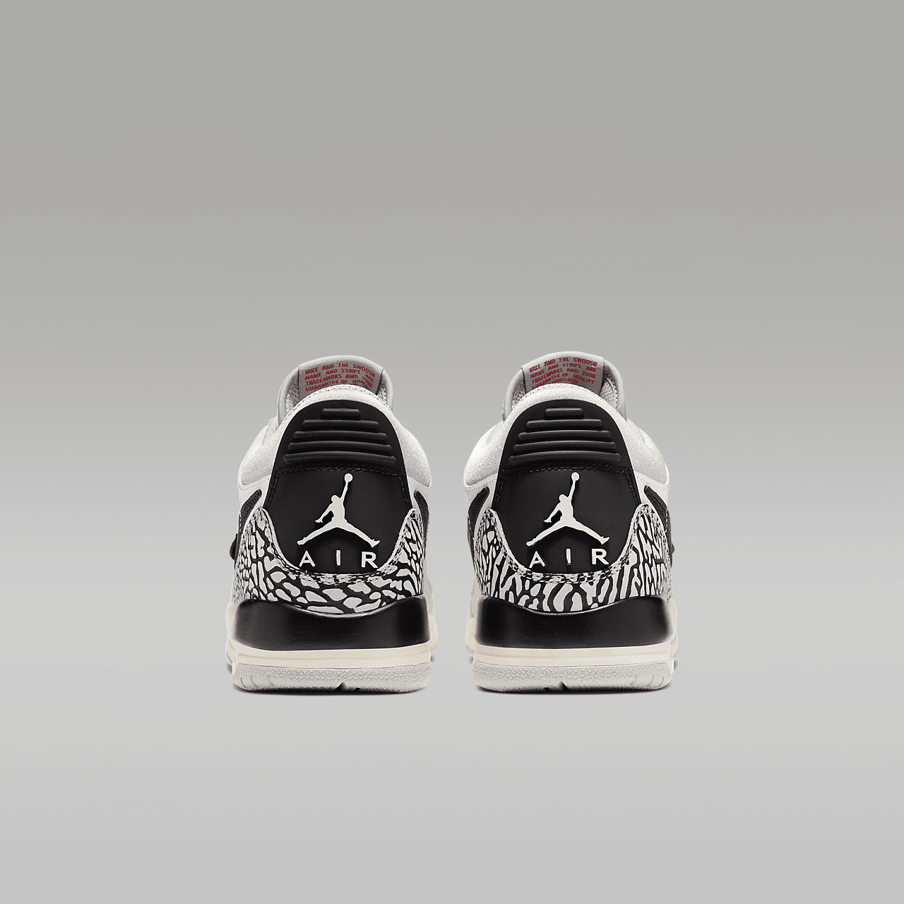 Nike Air Jordan Legacy sneaker Summit White/Tech Grey/Zwart/Fire Red