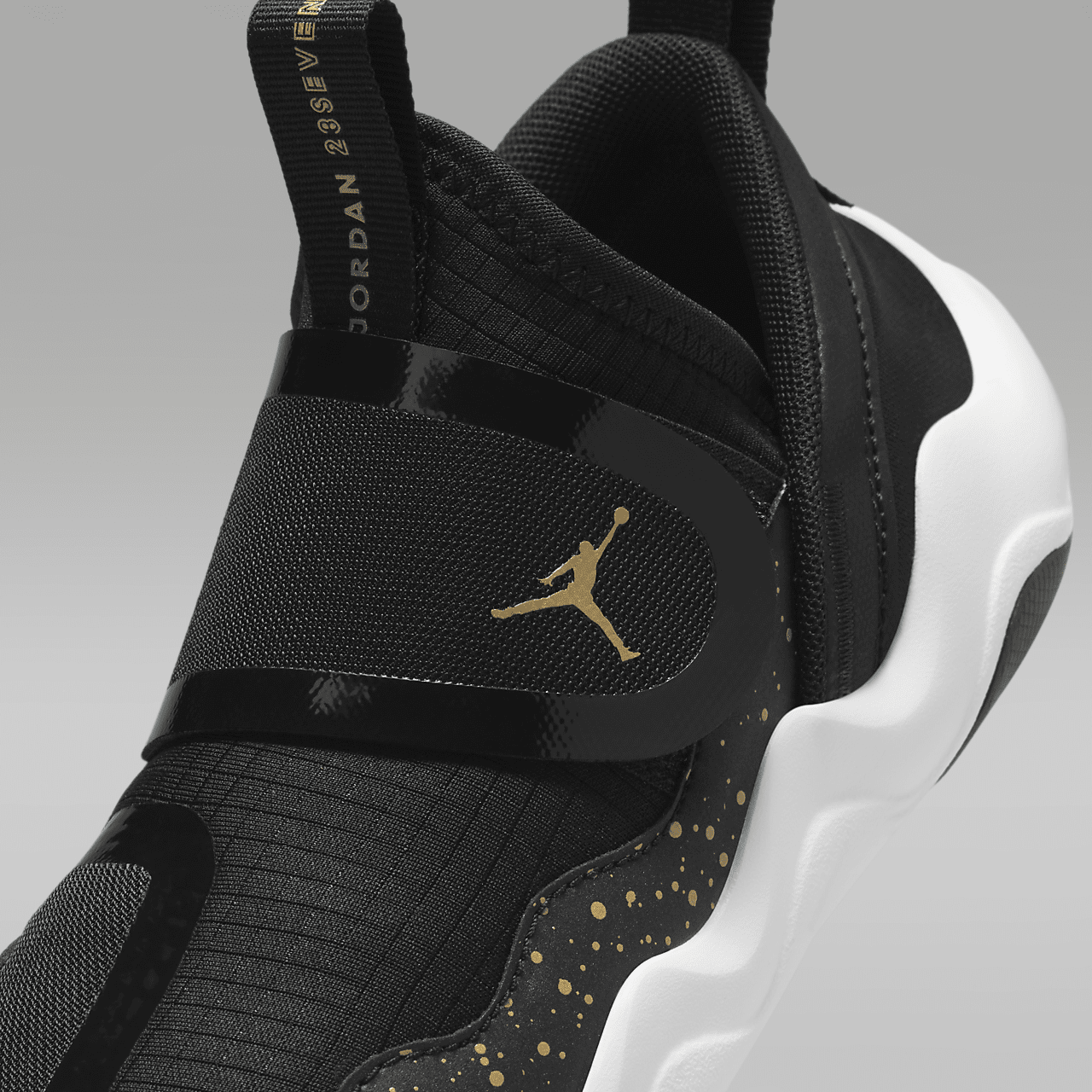 Nike  sneaker Zwart/Wit/Metallic Gold