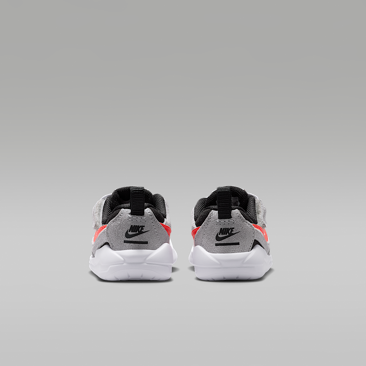 Nike  sneaker Zwart/Wolf Grey/Wit/Infrared 23