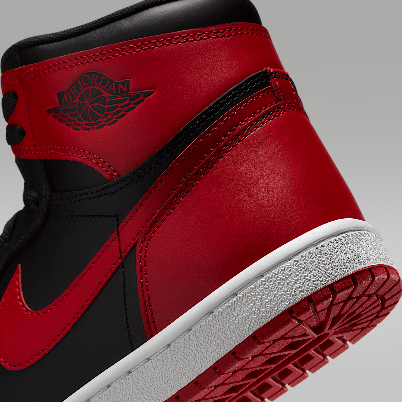 Nike Air Jordan 1 High sneaker Zwart/Wit/Varsity Red