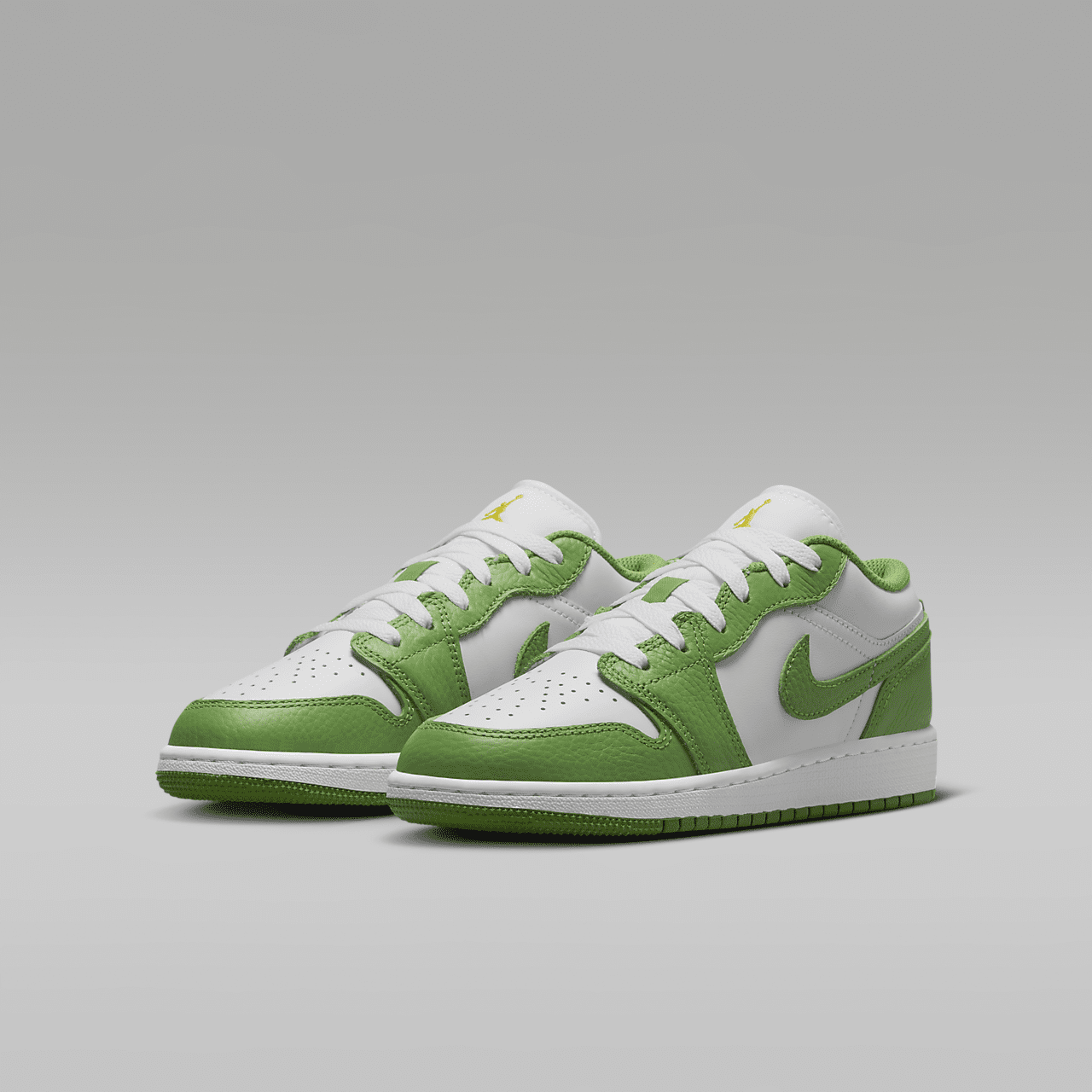 Nike Air Jordan 1 Low sneaker Wit/Lightning/Chlorophyll
