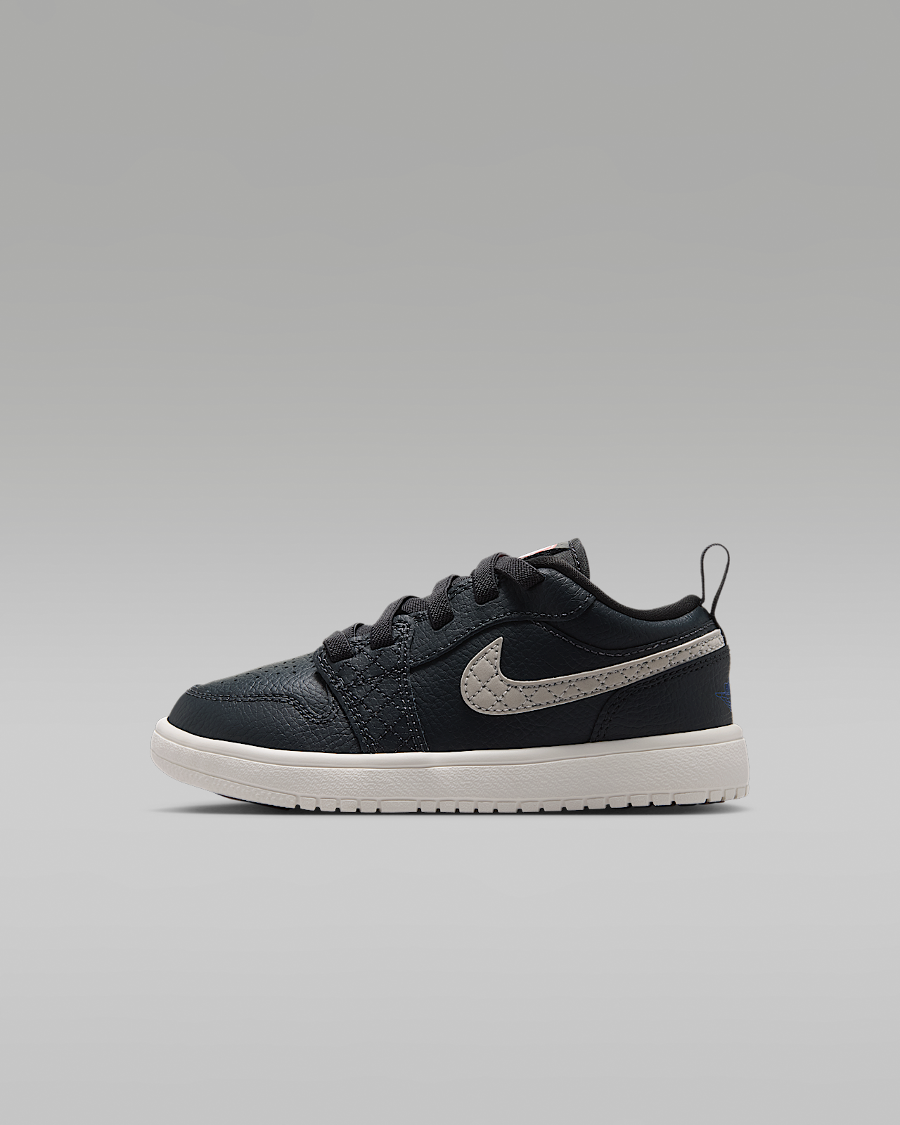 Детские кроссовки Jordan 1 Low Alt SE Little Kids'
