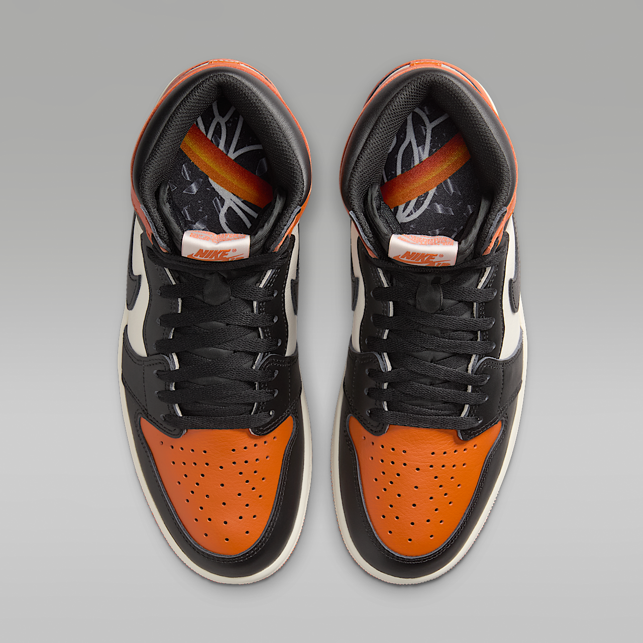 Nike Air Jordan 1 sneaker Zwart/Sail/Starfish/Zwart
