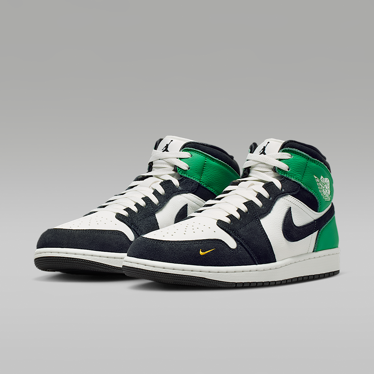 Nike Air Jordan sneaker Summit White/Lucky Green/University Gold/Zwart