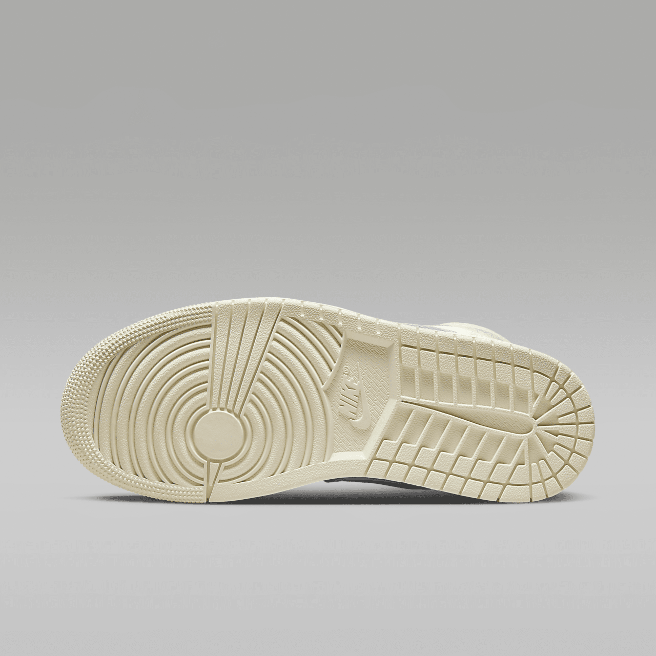 Nike Air Jordan 1 High sneaker Wit/Sail/Coconut Milk/Pure Platinum