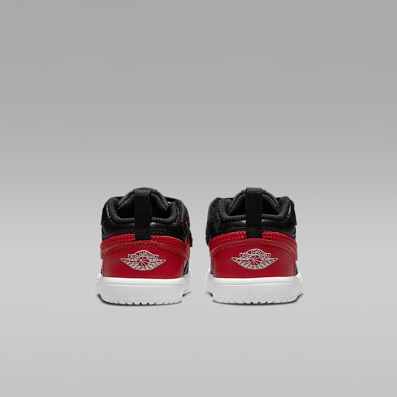 Nike  sneaker Zwart/Summit White/Varsity Red