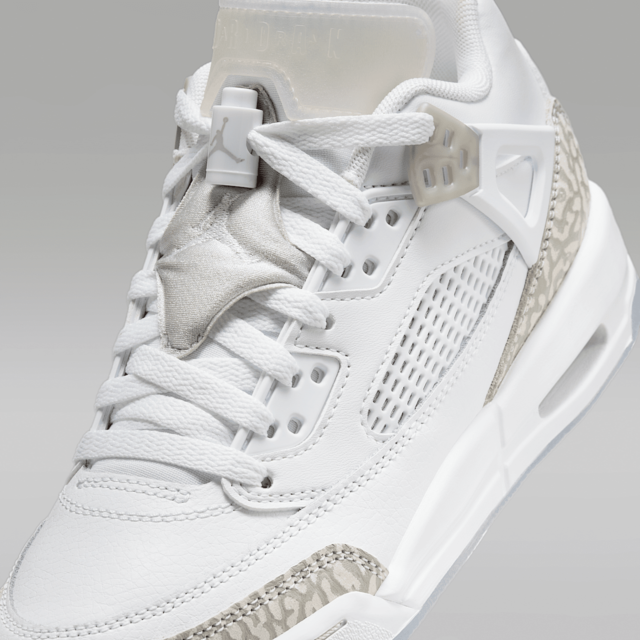 Nike Jordan Spizike Low sneaker Wit/Metallic Silver/Barely Blue/Neutral Grey