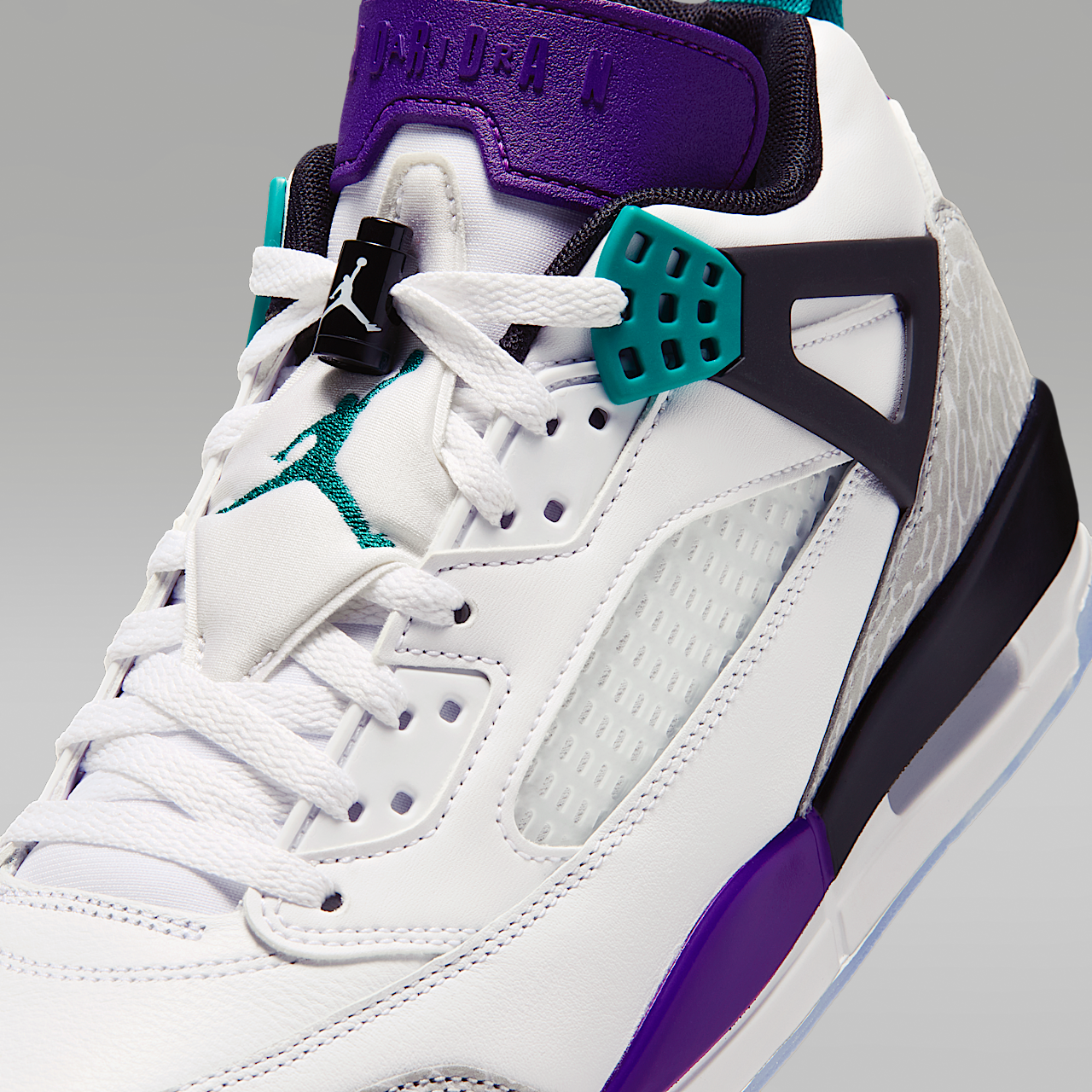 Nike Jordan Spizike Low sneaker Wit/Court Purple/Light Smoke Grey/Rio Teal