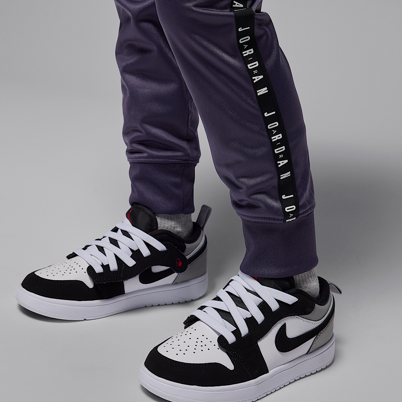Nike Air Jordan sneaker Dark Raisin