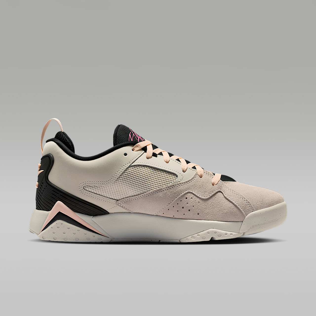 Nike Air Jordan sneaker Pale Ivory/Zwart/Crimson Tint/Pinksicle