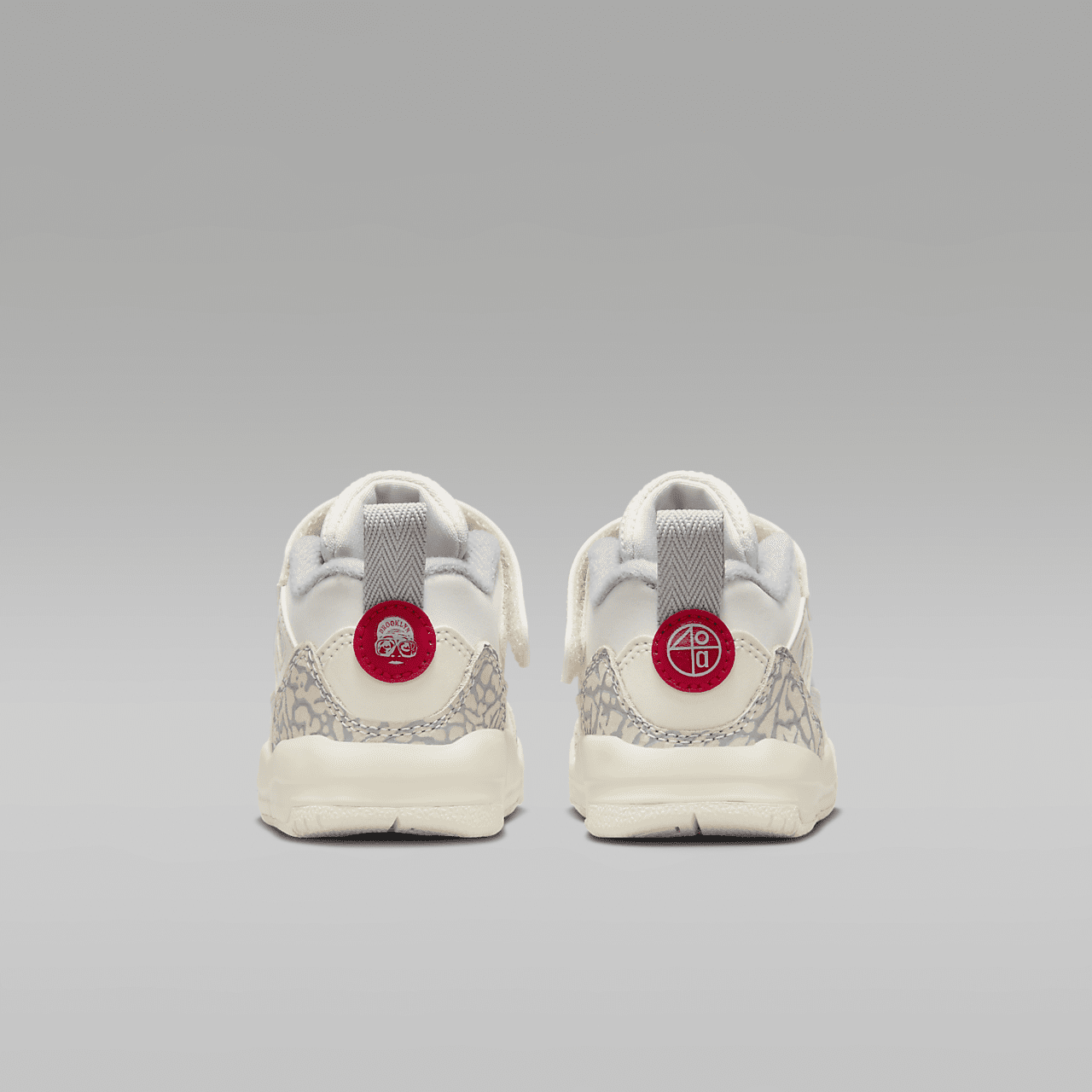 Nike Jordan Spizike Low sneaker Sail/Coconut Milk/Sandstone/University Red