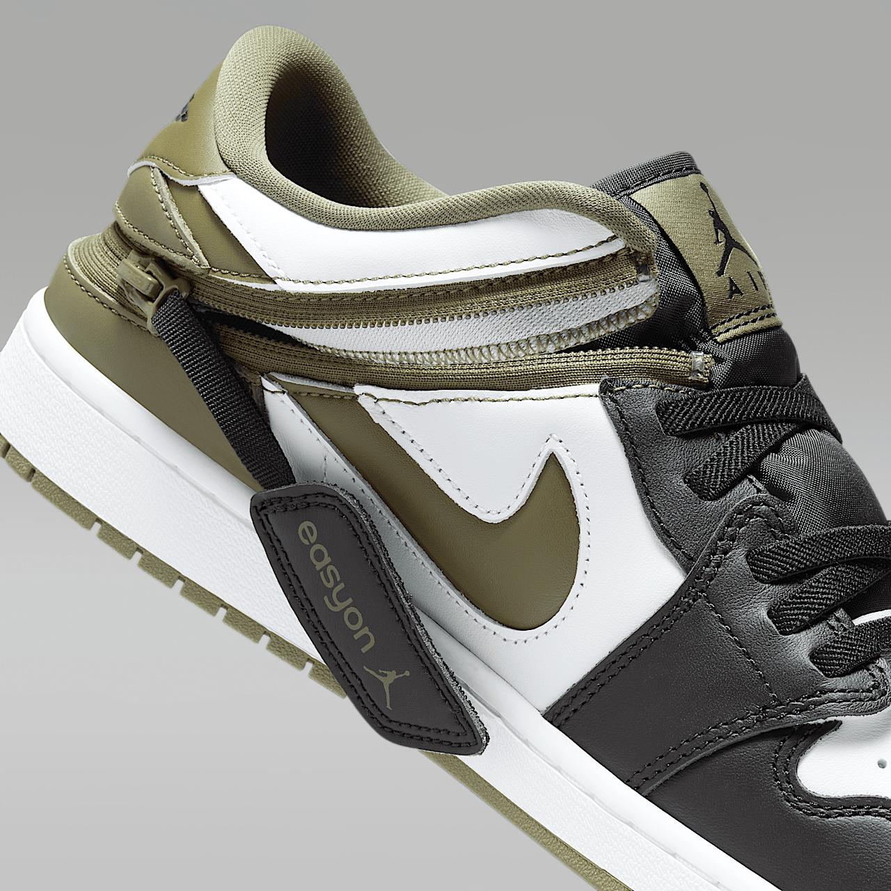 Nike Air Jordan 1 Low sneaker Wit/Zwart/Medium Olive