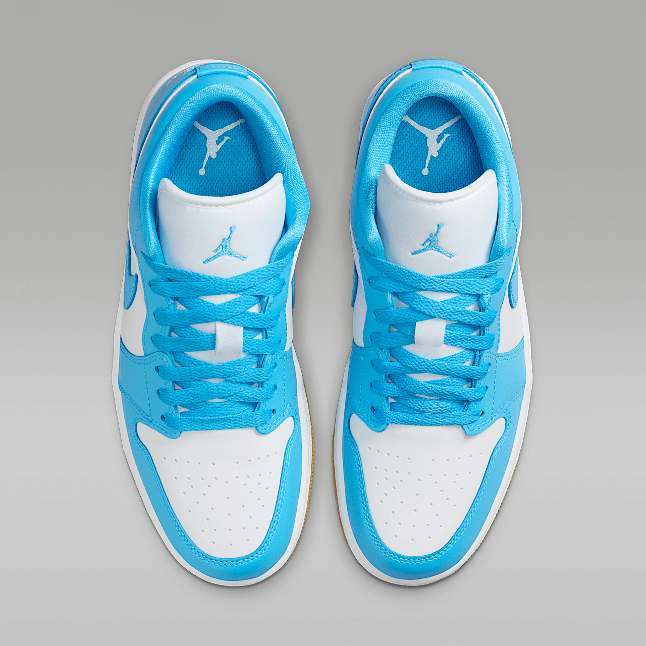 Nike Air Jordan 1 Low sneaker Wit/Gum Light Brown/Dark Powder Blue