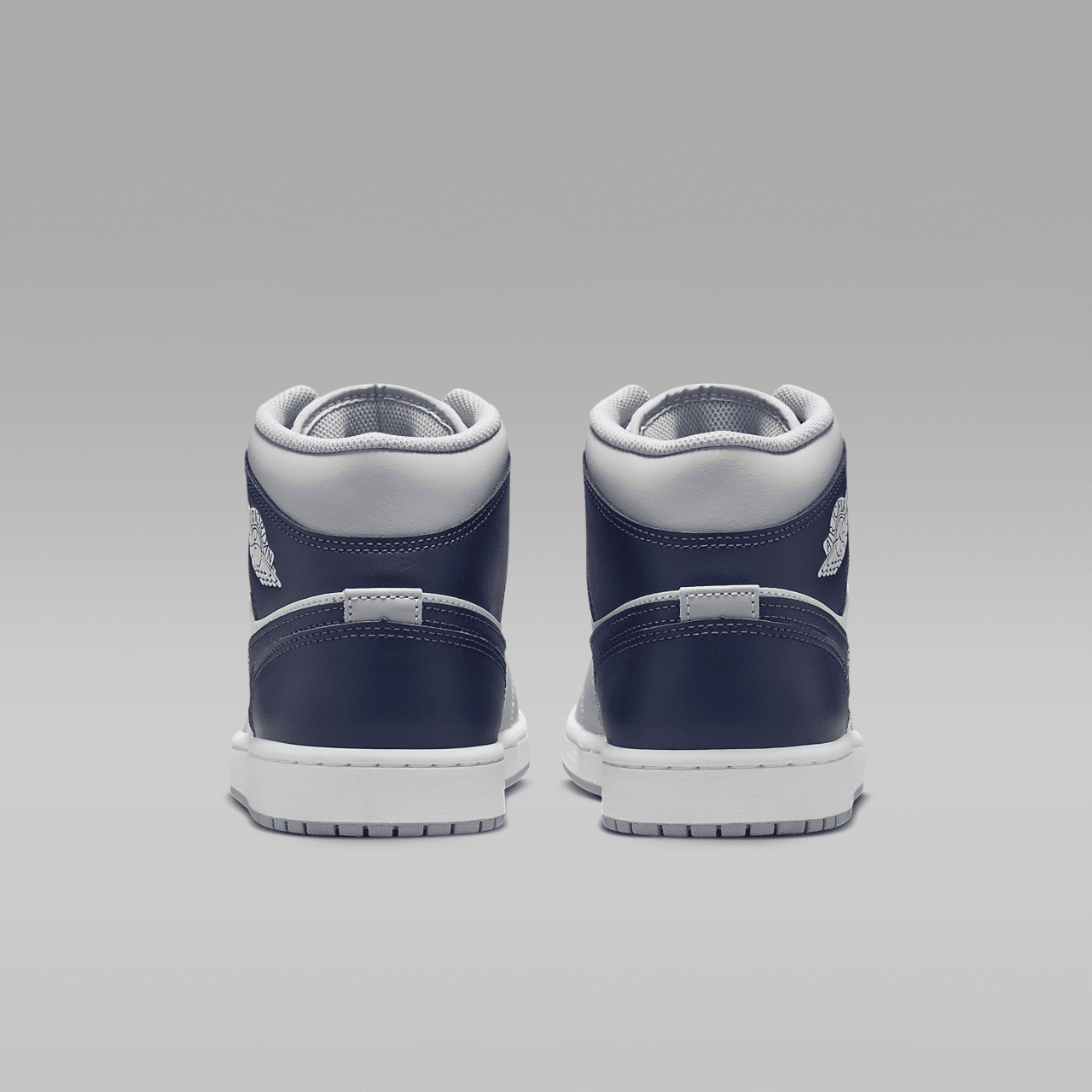 Nike Air Jordan 1 Mid sneaker Wit/Wolf Grey/Midnight Navy