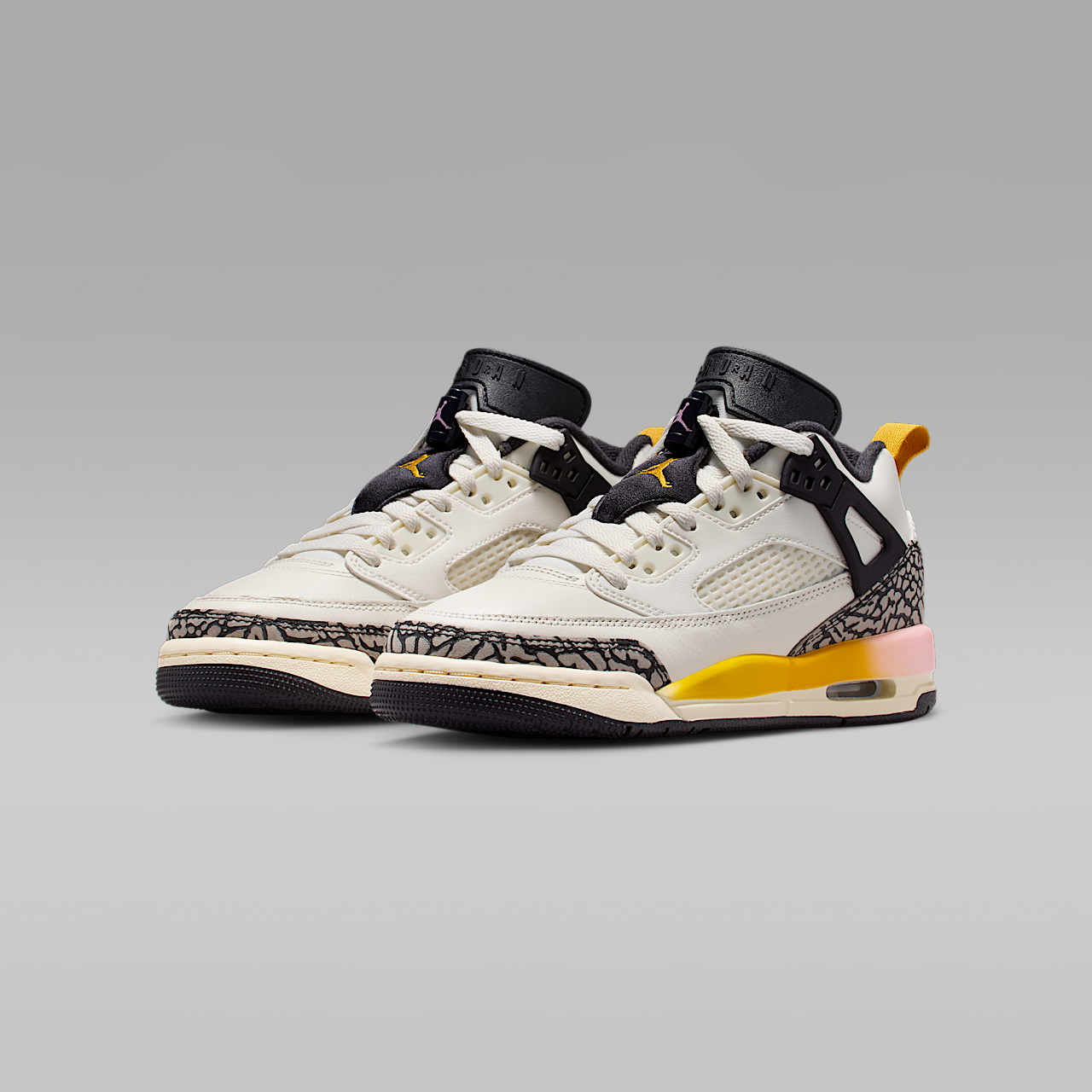 Nike Jordan Spizike Low sneaker Sail/Oil Grey/Muslin/Dark Sulfur