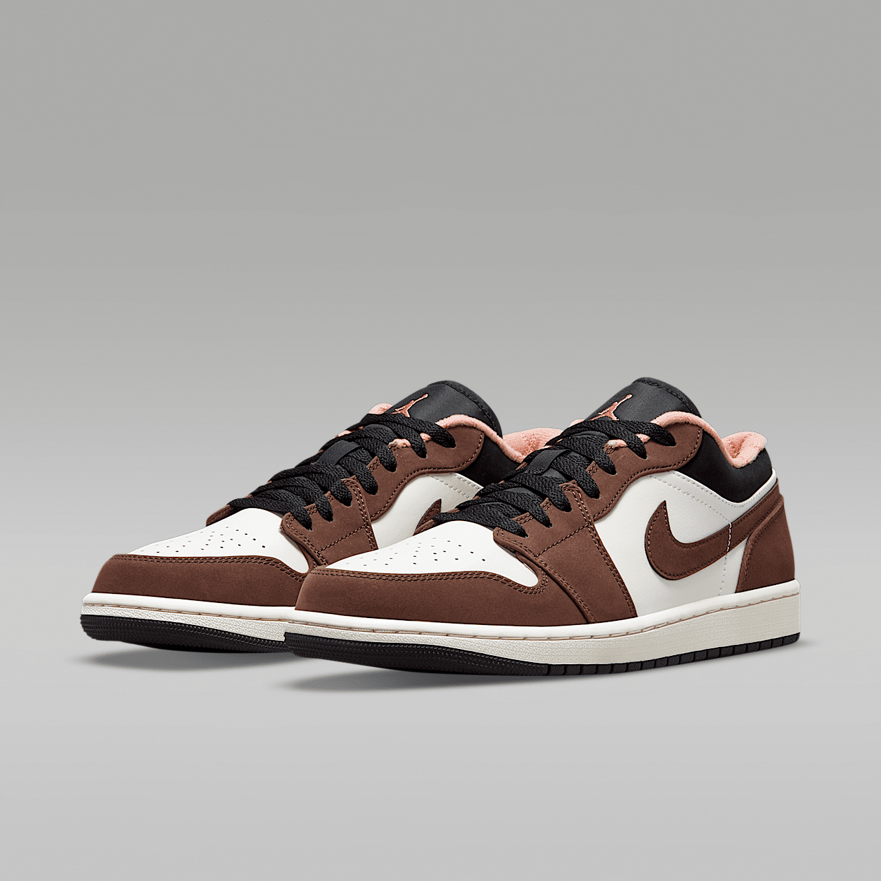 Nike Air Jordan 1 Low sneaker Light Chocolate/Zwart/Sail/Crimson Bliss