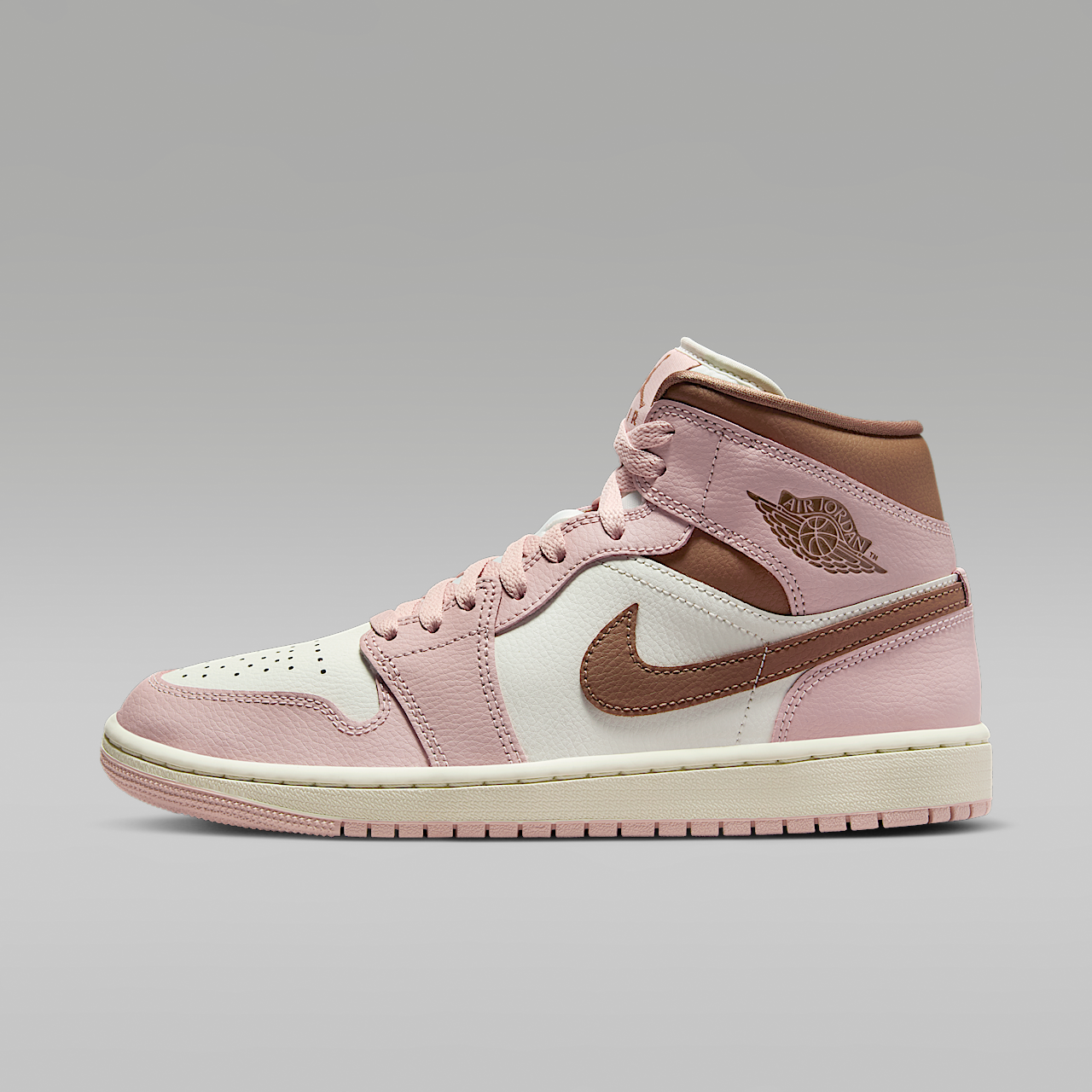 Nike Air Jordan 1 Mid sneaker Pink Oxford/Sail/Archaeo Brown