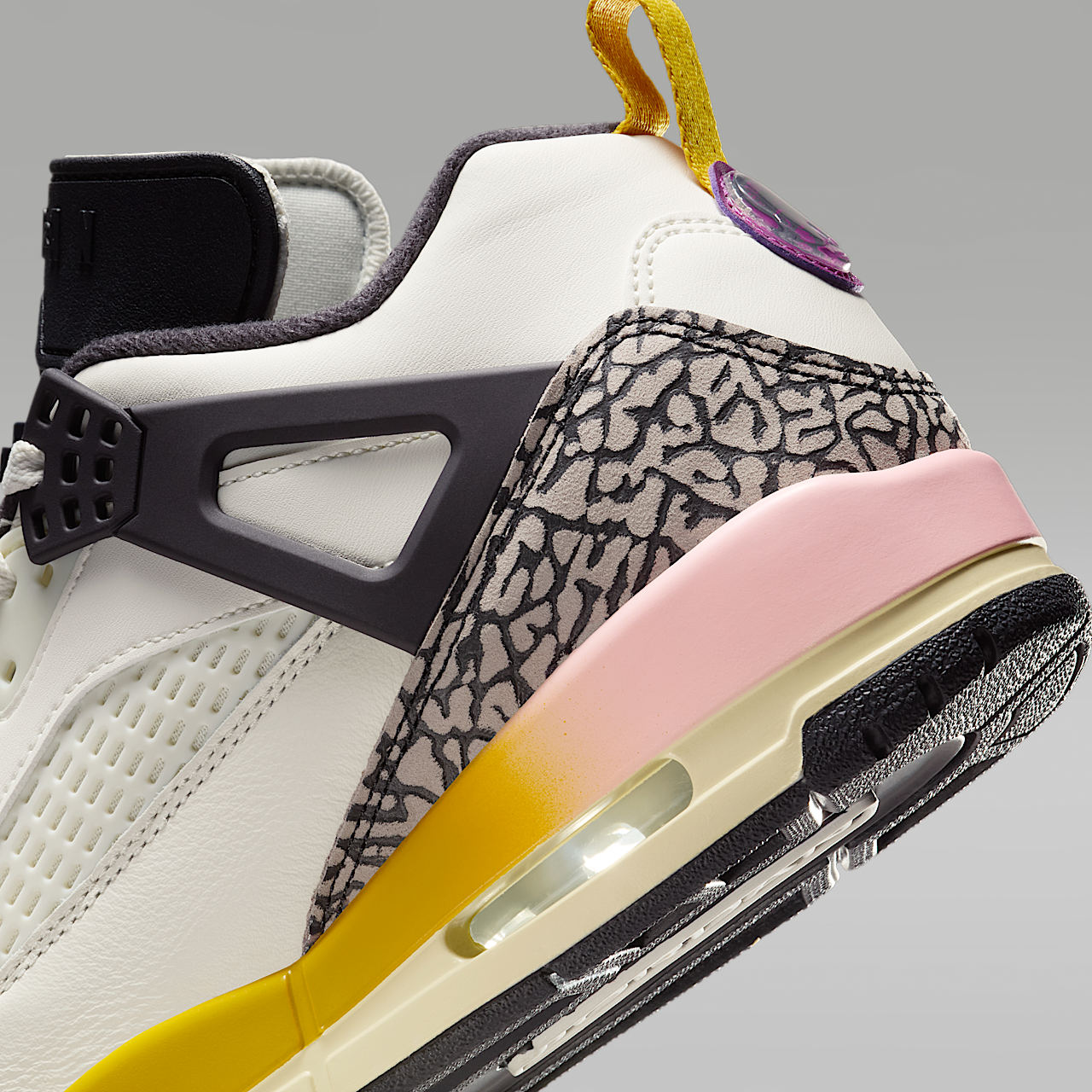 Nike Jordan Spizike Low sneaker Sail/Oil Grey/Muslin/Dark Sulfur