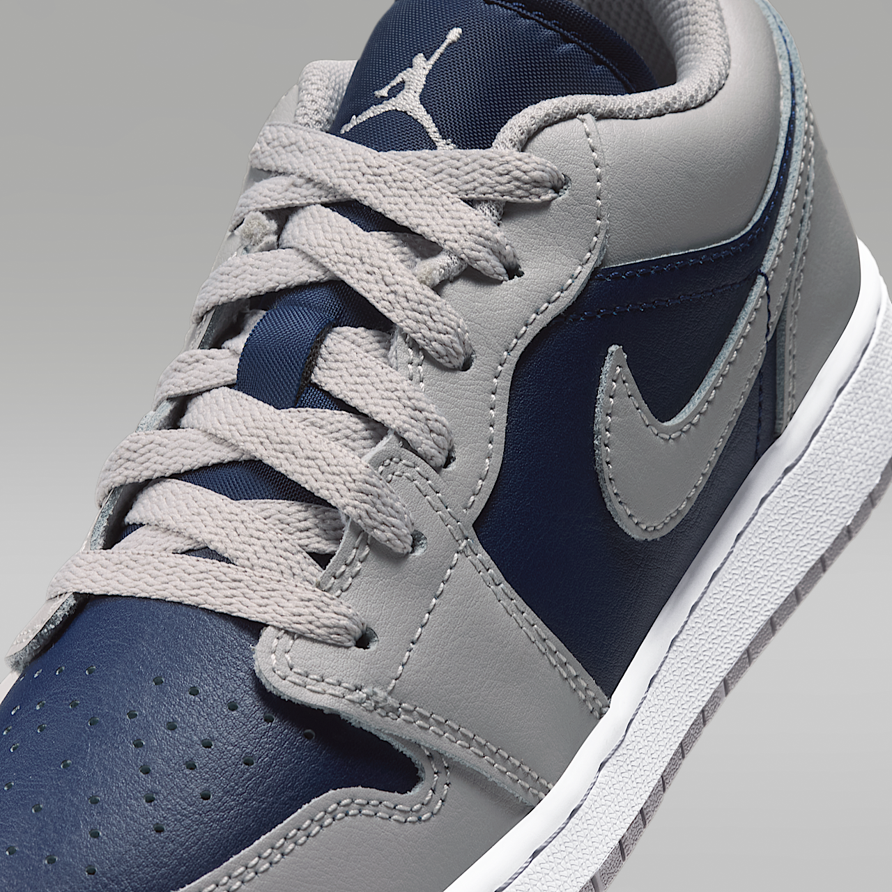 Nike Air Jordan 1 Low sneaker Tech Grey/Wit/College Navy