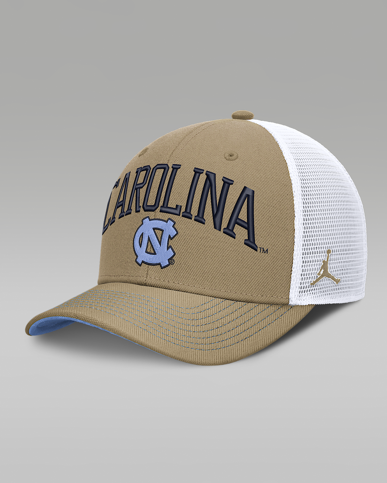 Женские  North Carolina Primetime Arched Jordan Brand Dri-FIT College Trucker Adjustable Hat