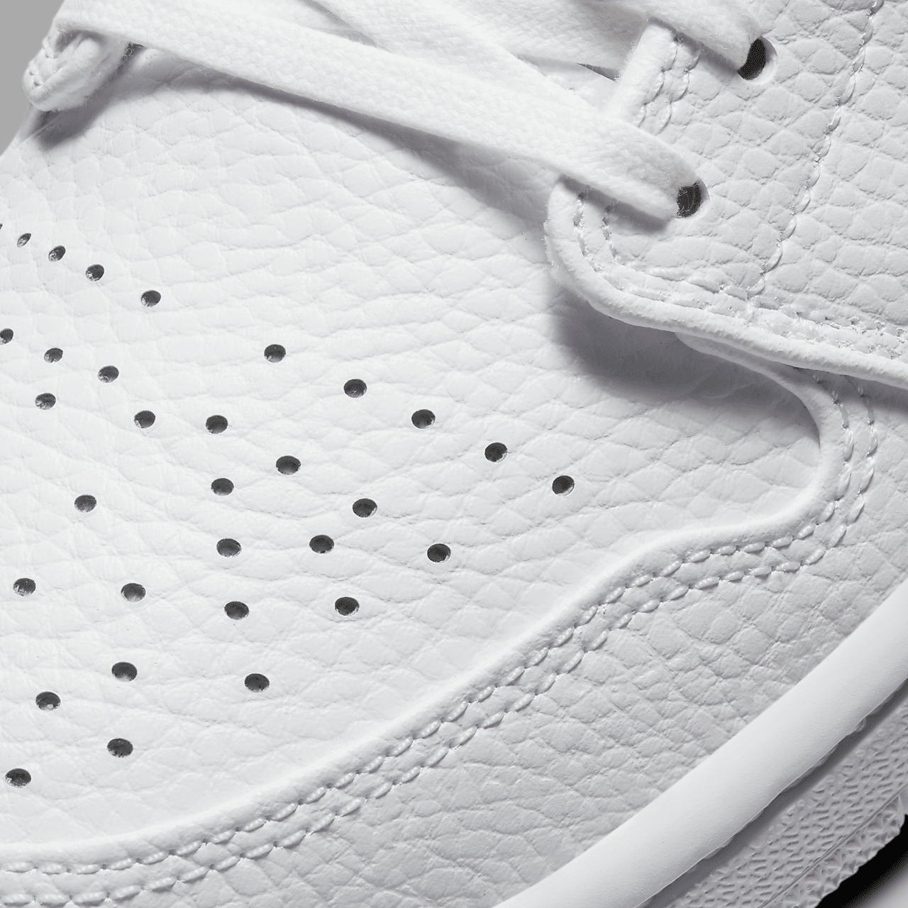 Nike Air Jordan 1 Low sneaker Wit/Wit/Metallic Gold