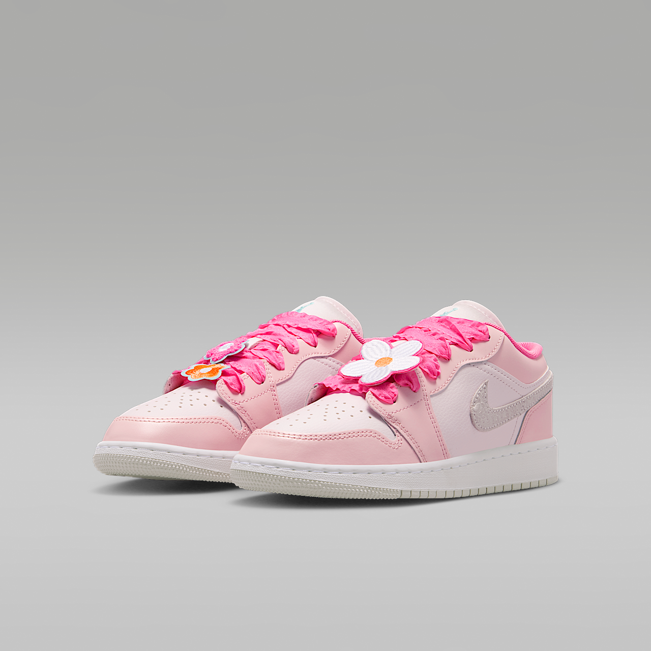 Nike Air Jordan sneaker Pink Bloom/Pearl Pink/Hyper Orange/Pink Glow
