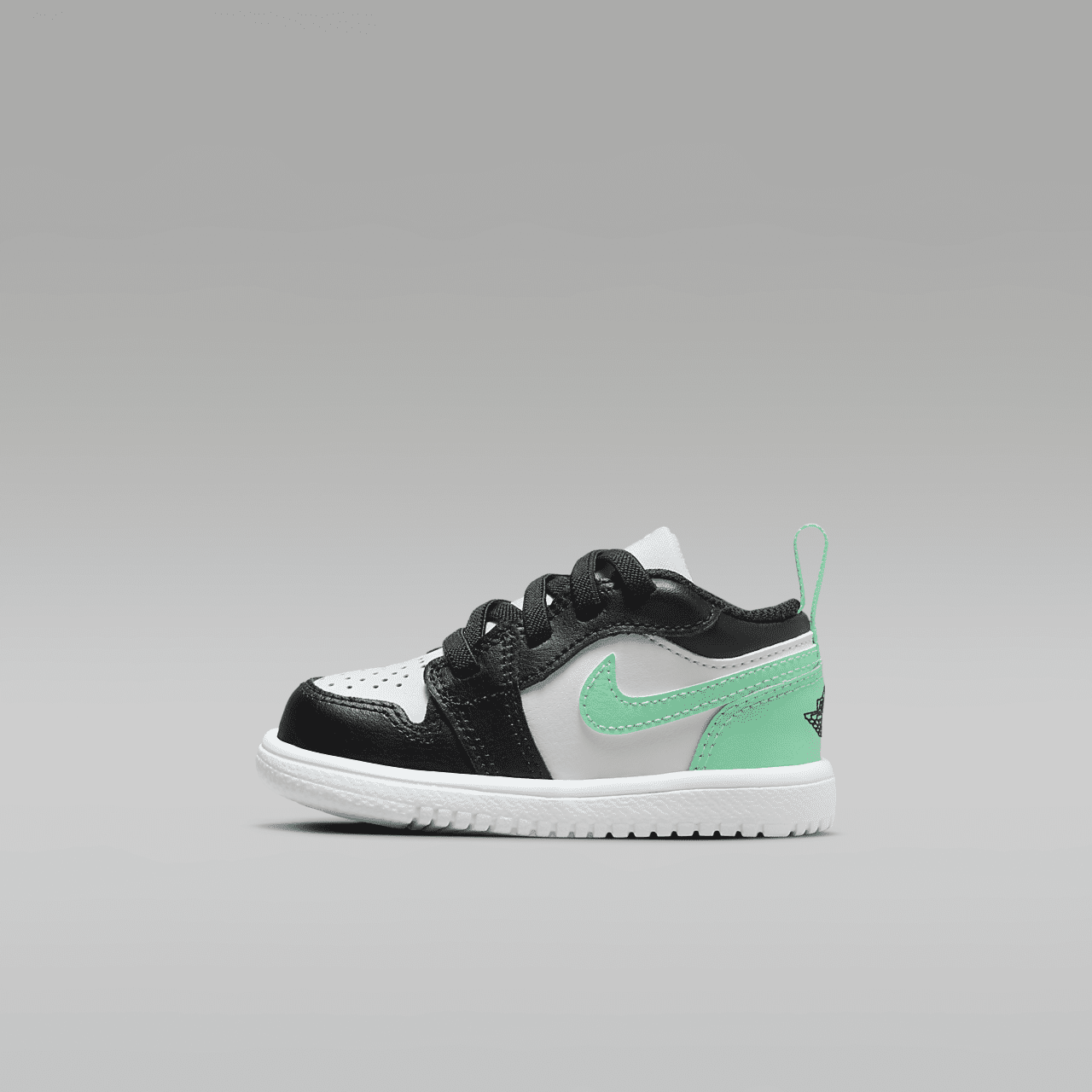 Jordan 1 Low Alt – DR9747-131