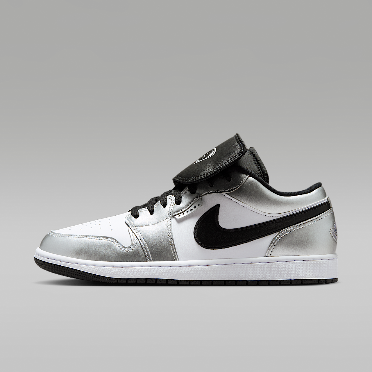 Air Jordan 1 Low SE (White/White/Metallic Silver/Black)