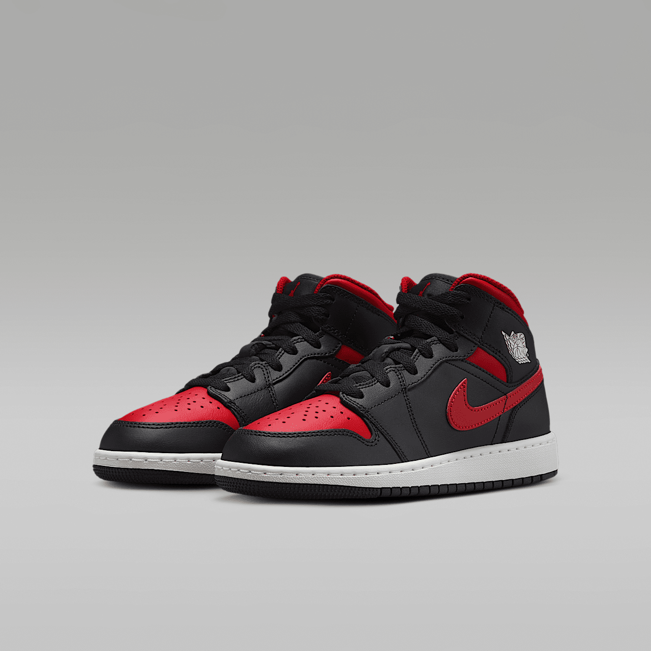 Nike Air Jordan 1 Mid sneaker Zwart/Summit White/Varsity Red