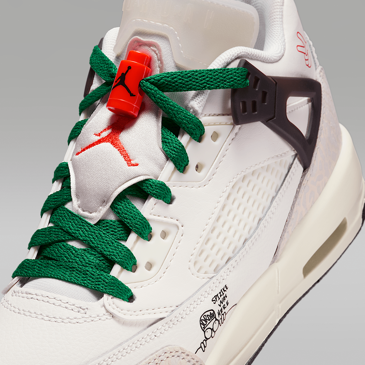 Nike Jordan Spizike Low sneaker Sail/Zwart/Pine Green/Oranje