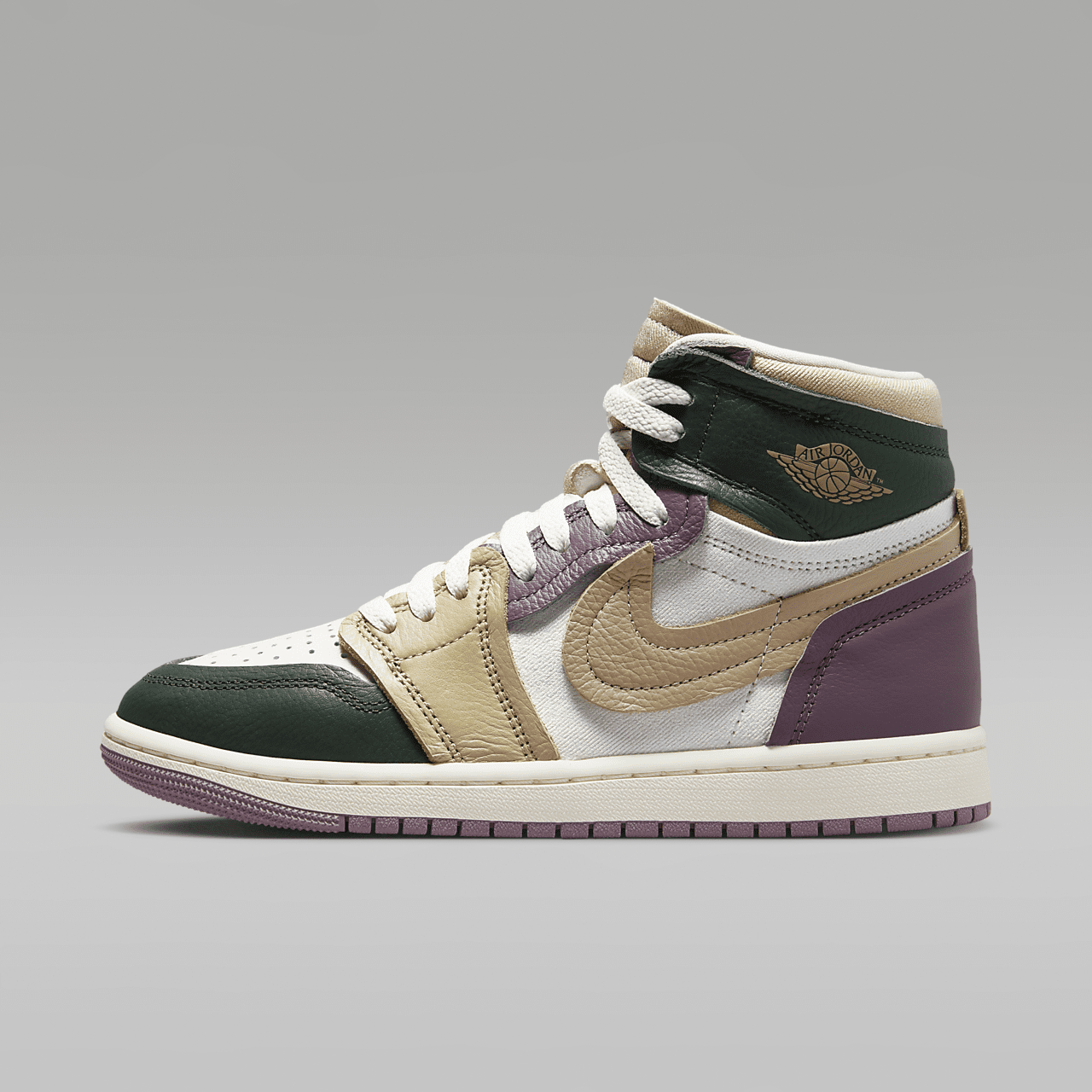 Nike Air Jordan 1 High sneaker Galactic Jade/Sail/Sky J Mauve/Desert