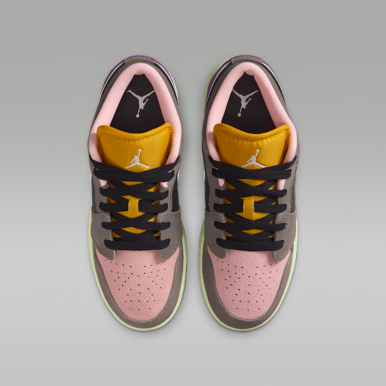 Nike Air Jordan sneaker Oil Grey/Cave Stone/Arctic Punch/Wit