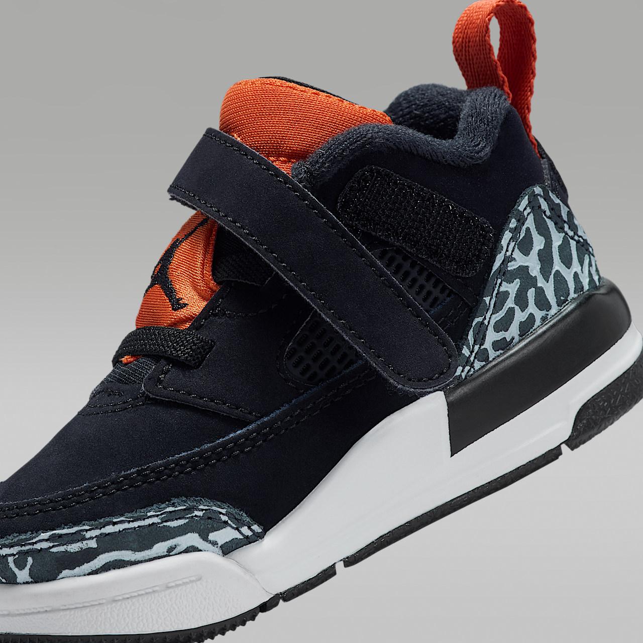 Nike Jordan Spizike Low sneaker Zwart/Starfish/Wit/Zwart