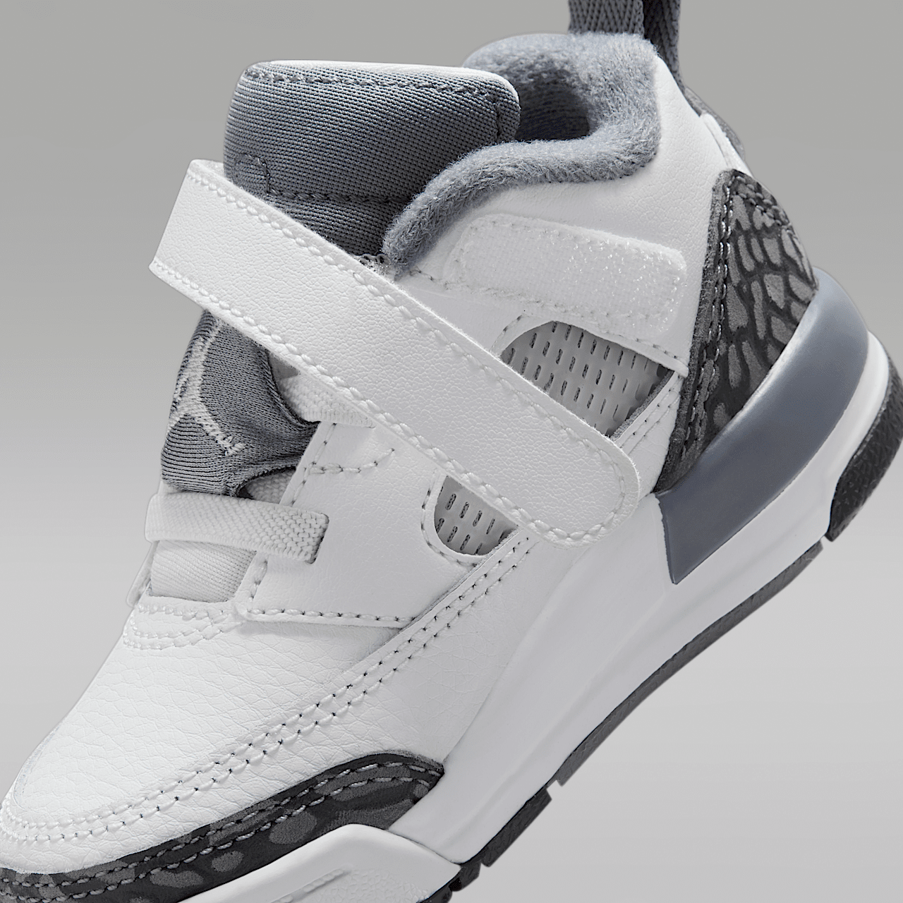 Nike Jordan Spizike Low sneaker Wit/Anthracite/Wolf Grey/Cool Grey