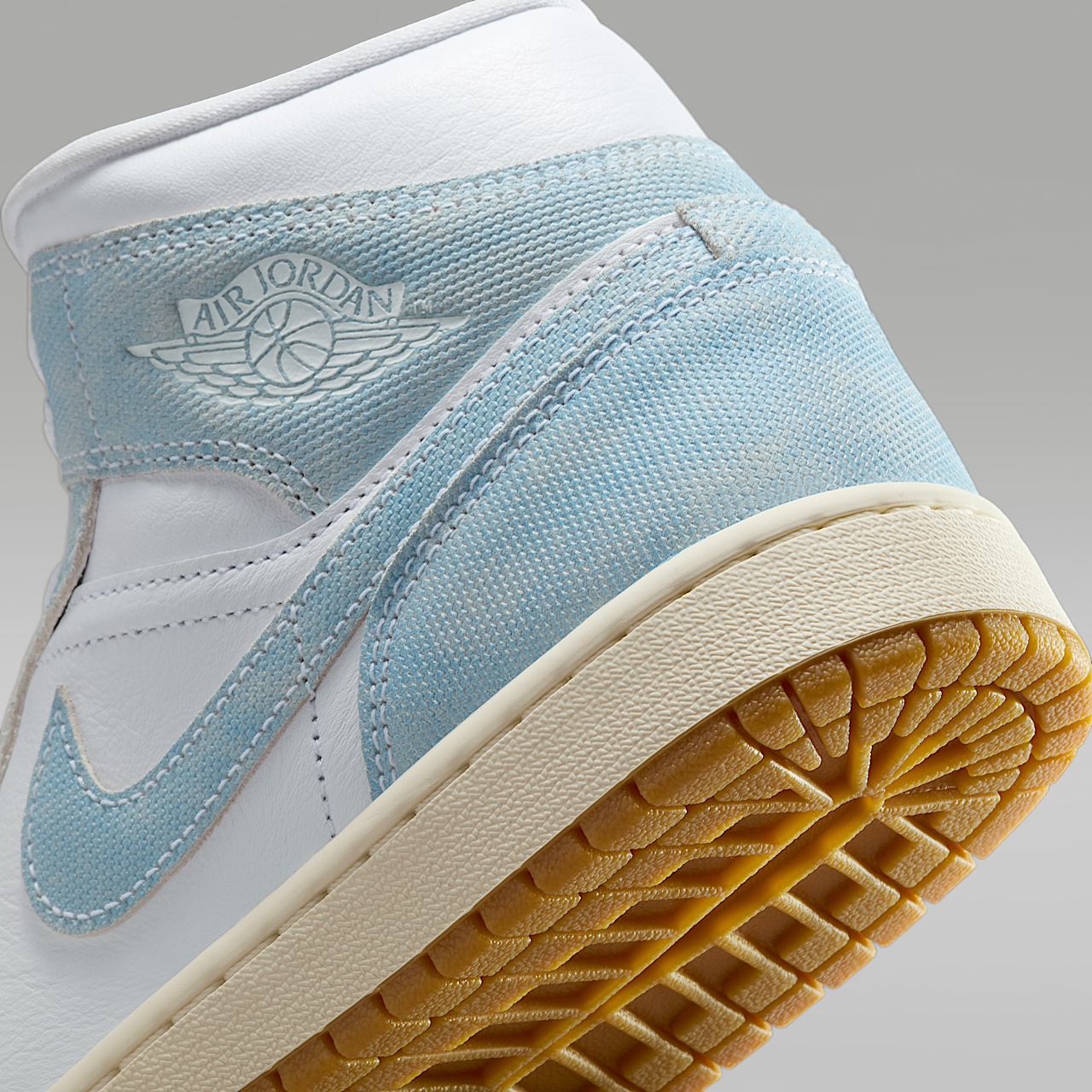 Nike Air Jordan sneaker Wit/Sail/Gum Light Brown/Worn Blue