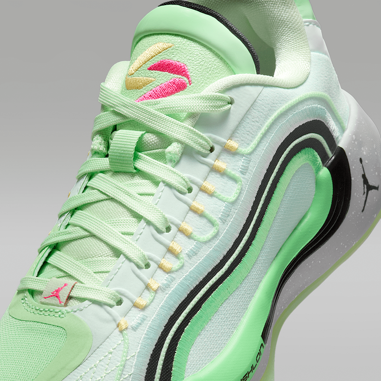 Nike  sneaker Barely Green/Vapor Green/Metallic Silver/Zwart