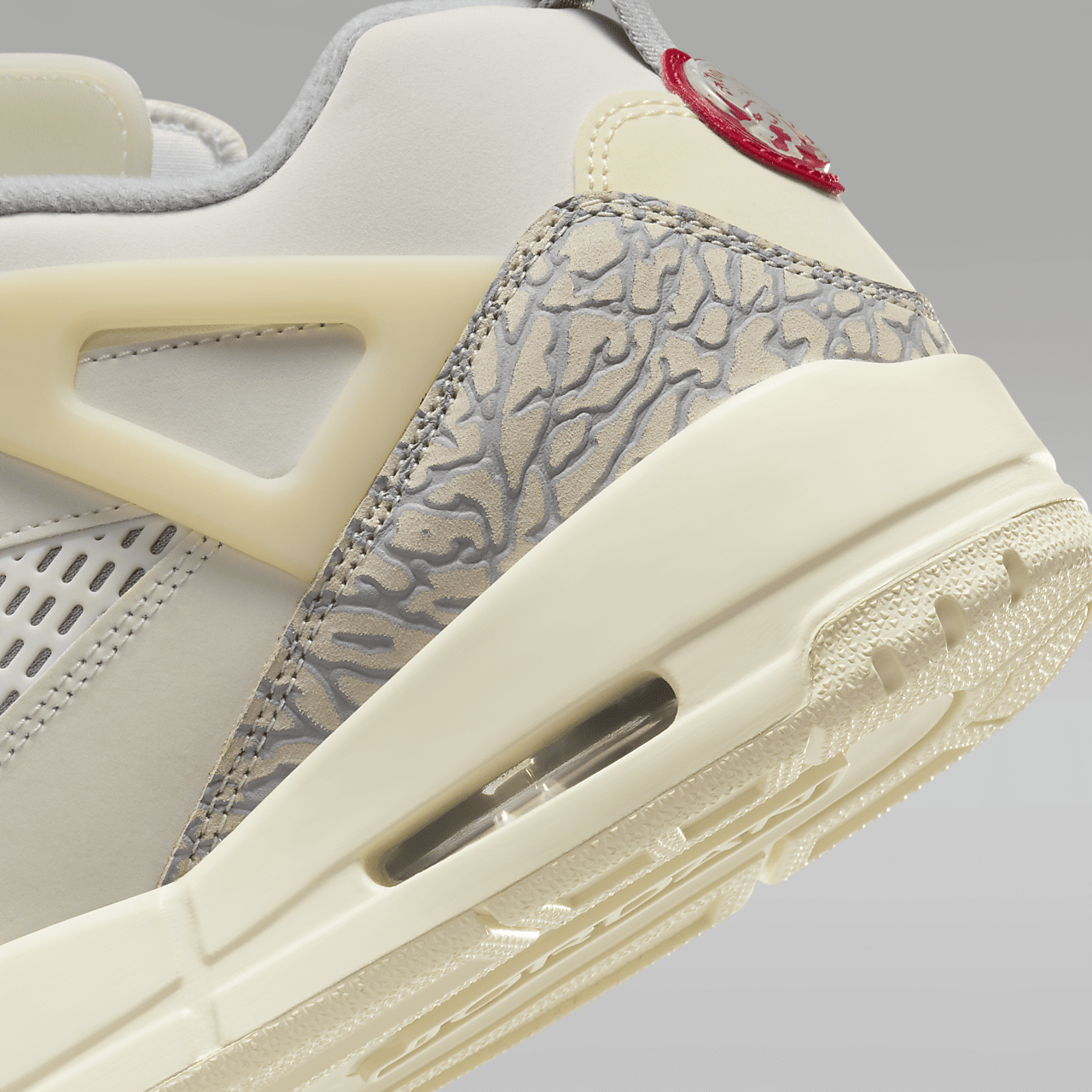 Nike Jordan Spizike Low sneaker Sail/Coconut Milk/Sandstone/University Red