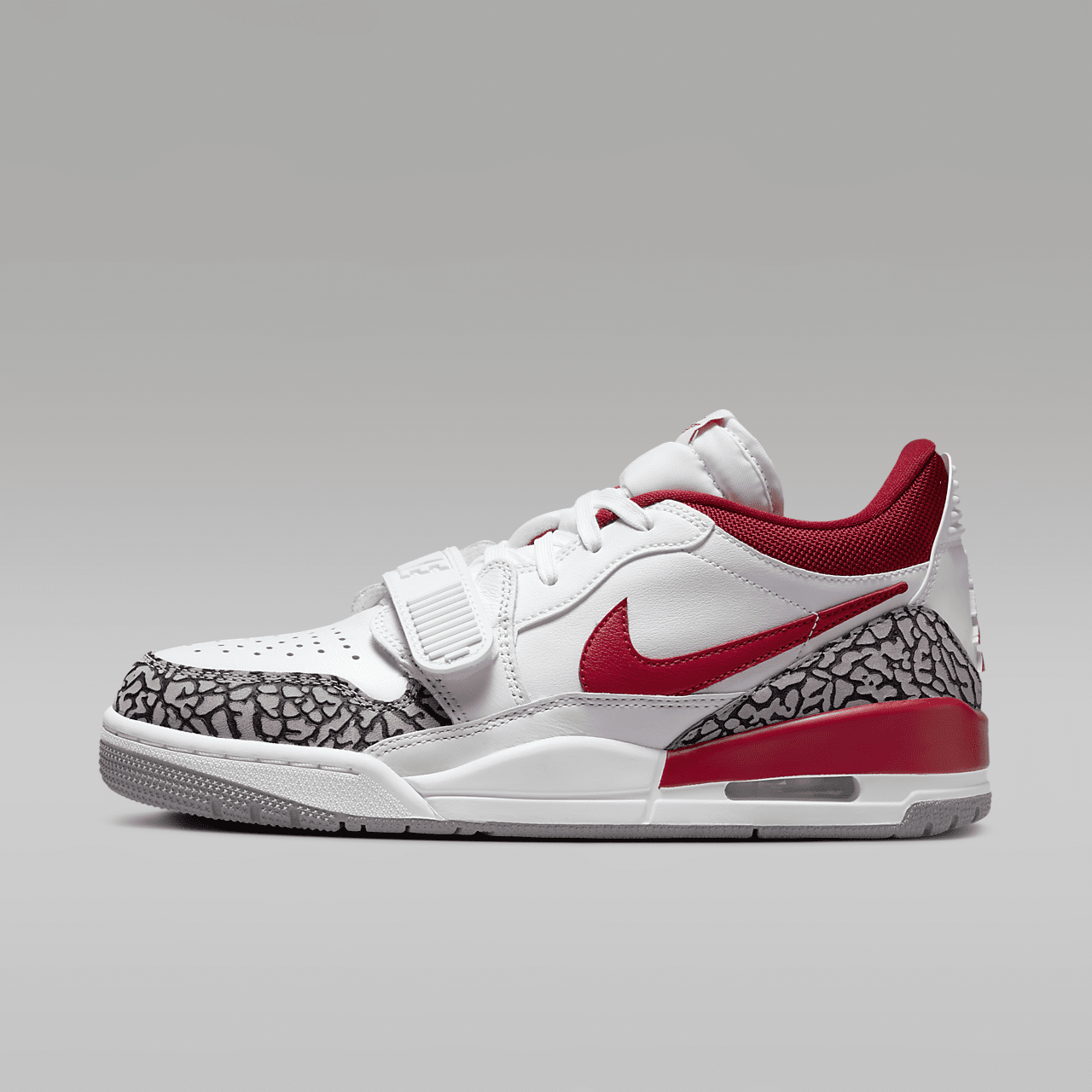 Nike Air Jordan Legacy sneaker Wit/Cement Grey/Zwart/Gym Red