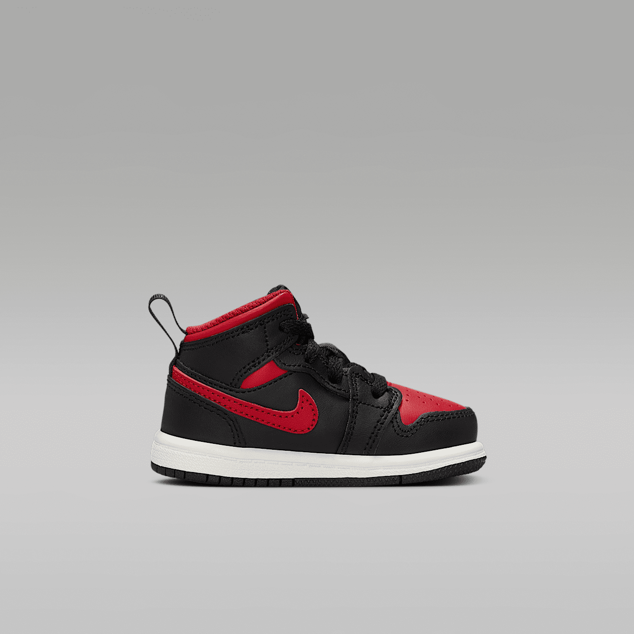 Nike  sneaker Zwart/Summit White/Varsity Red