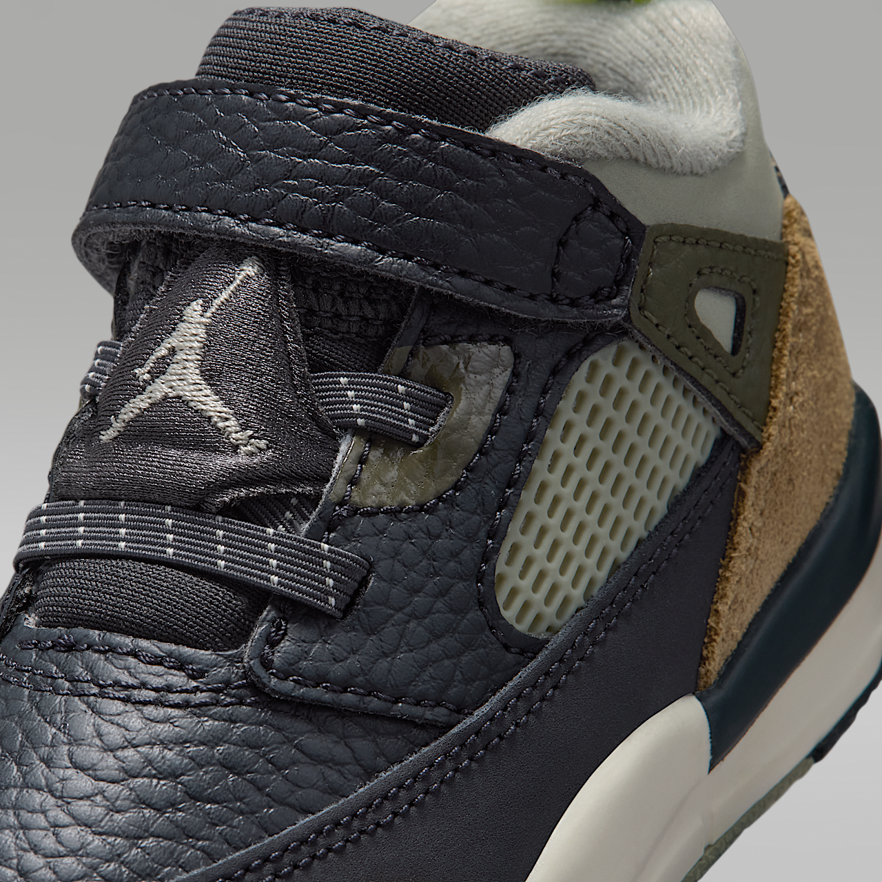 Nike Jordan Spizike Low sneaker Anthracite/Light Wild Mango/Cargo Khaki/Spruce Fog