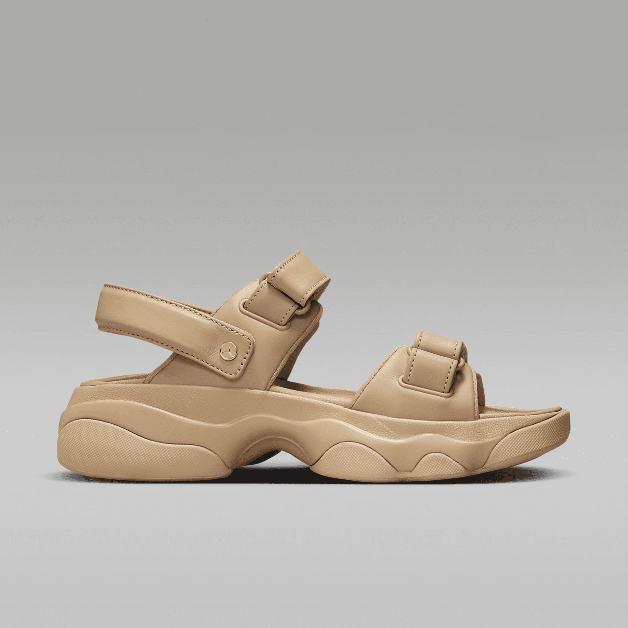 Nike  sneaker Legend Medium Brown/Metallic Gold