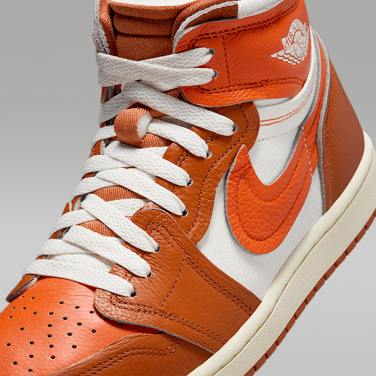 Nike Air Jordan 1 High sneaker Desert Orange/Brilliant Orange/Coconut Milk/Sail